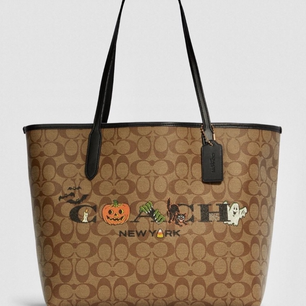 Only used a few times. Beautiful bag!
